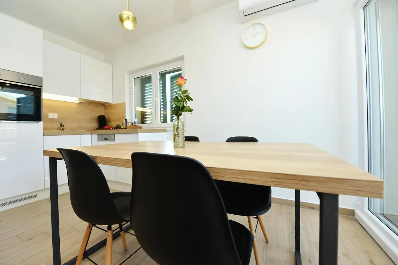 Apartments Villa Teco Trogir