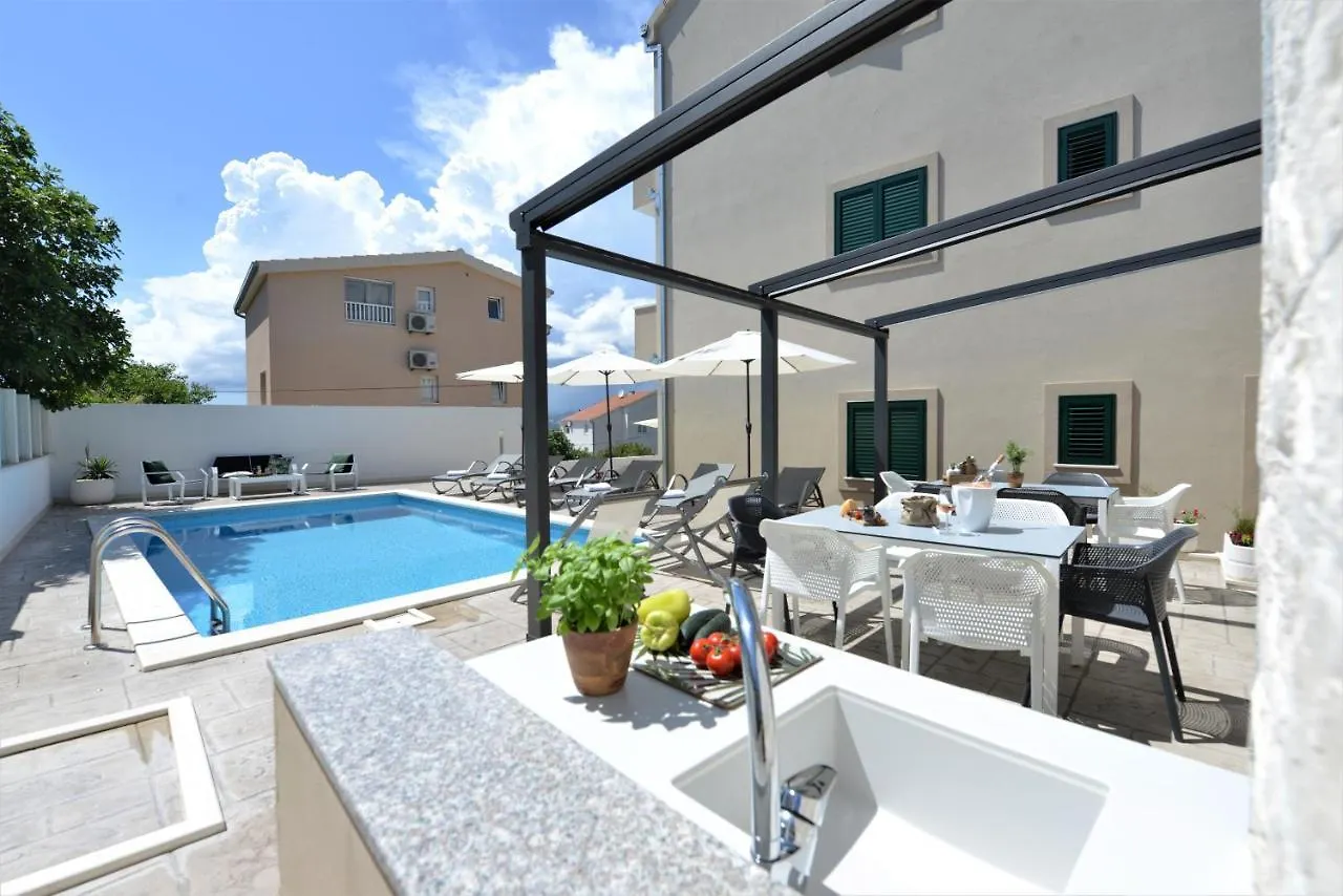 Apartments Villa Teco Trogir