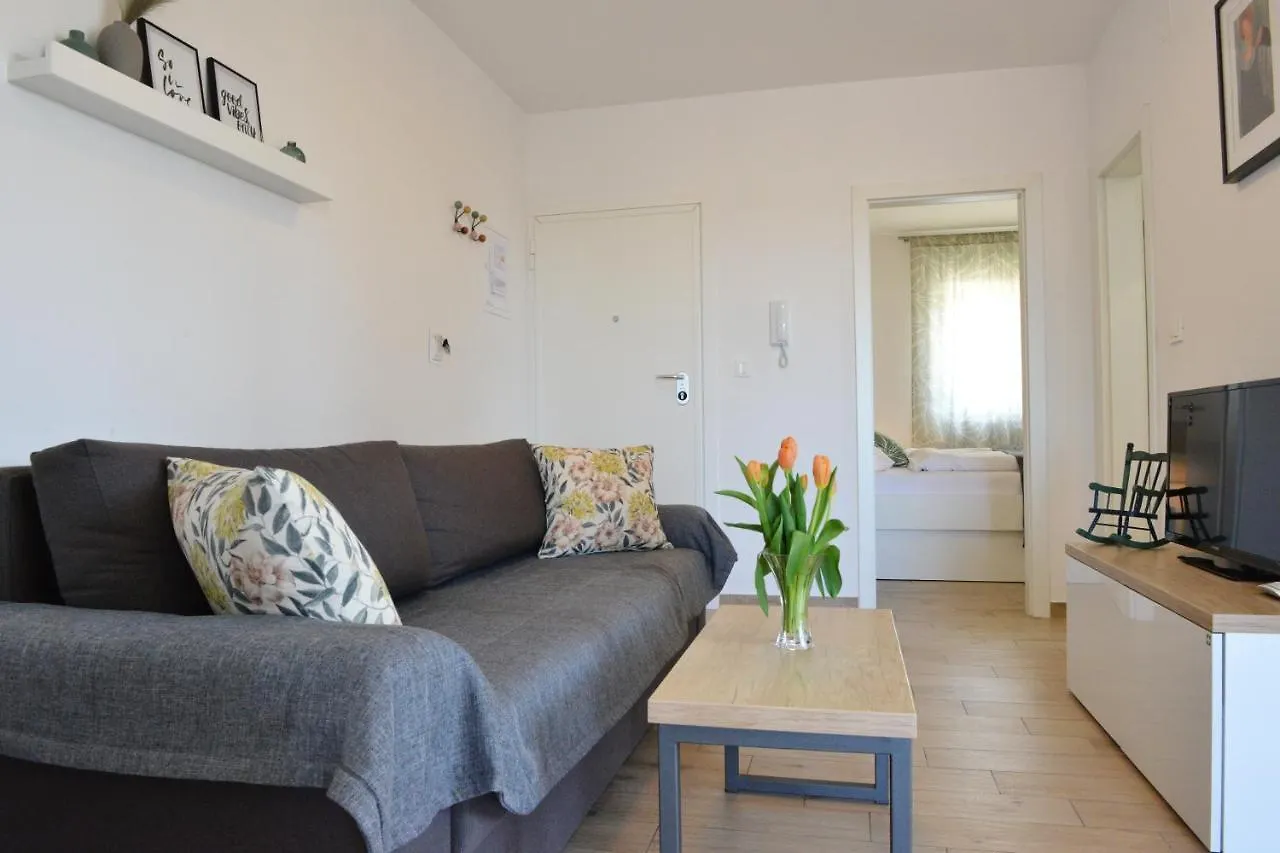 Apartments Villa Teco Trogir 0*,