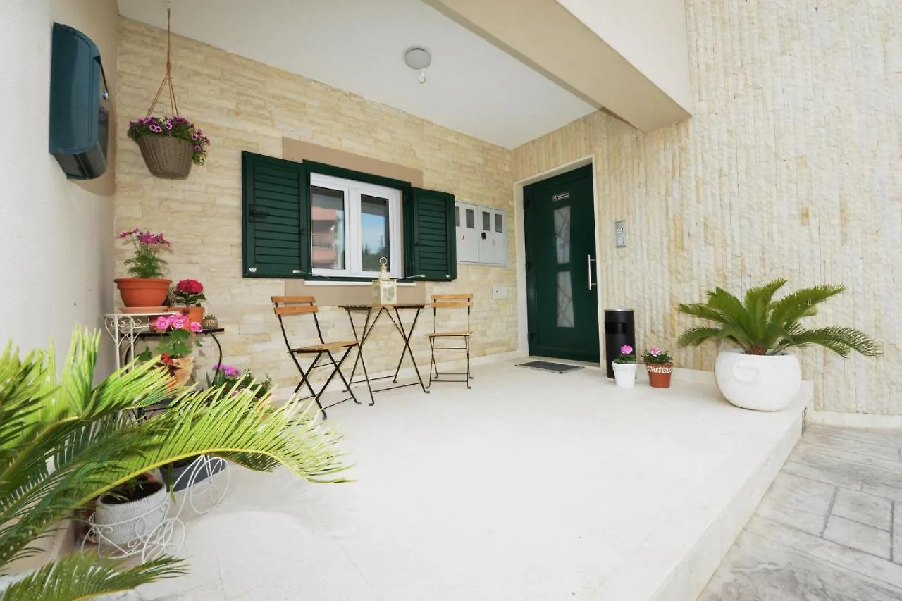 Apartments Villa Teco Trogir