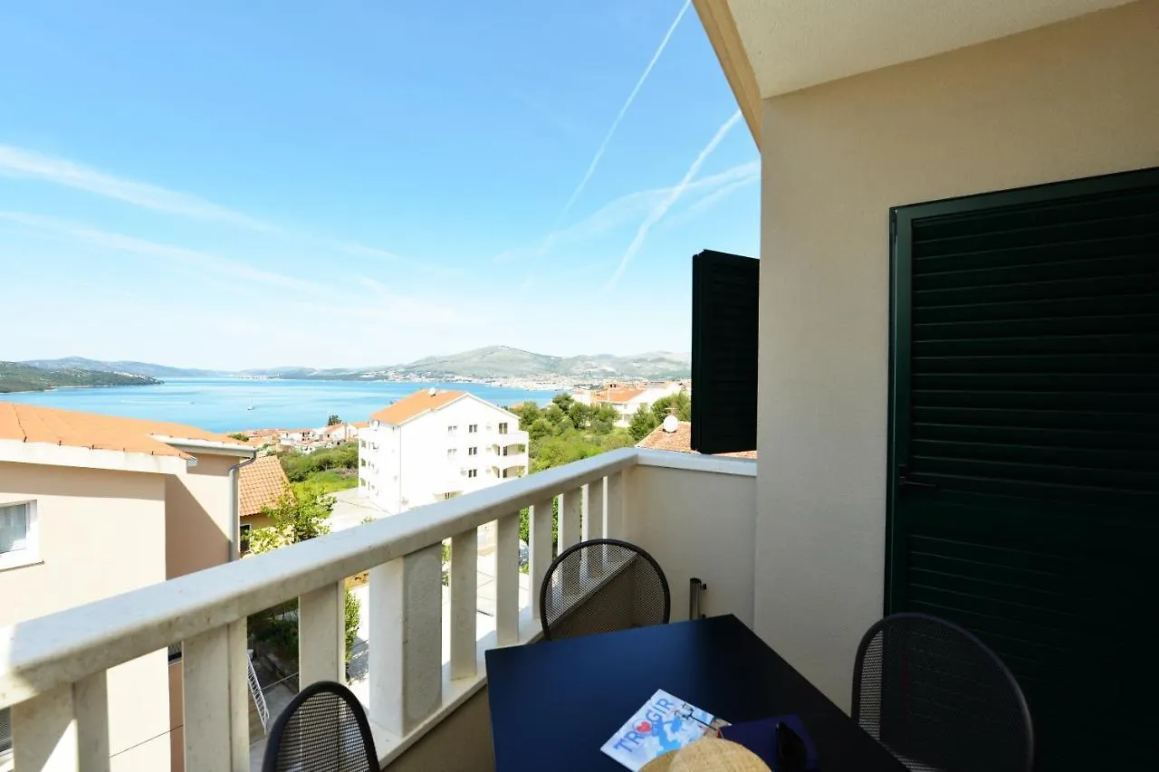 Apartments Villa Teco Trogir
